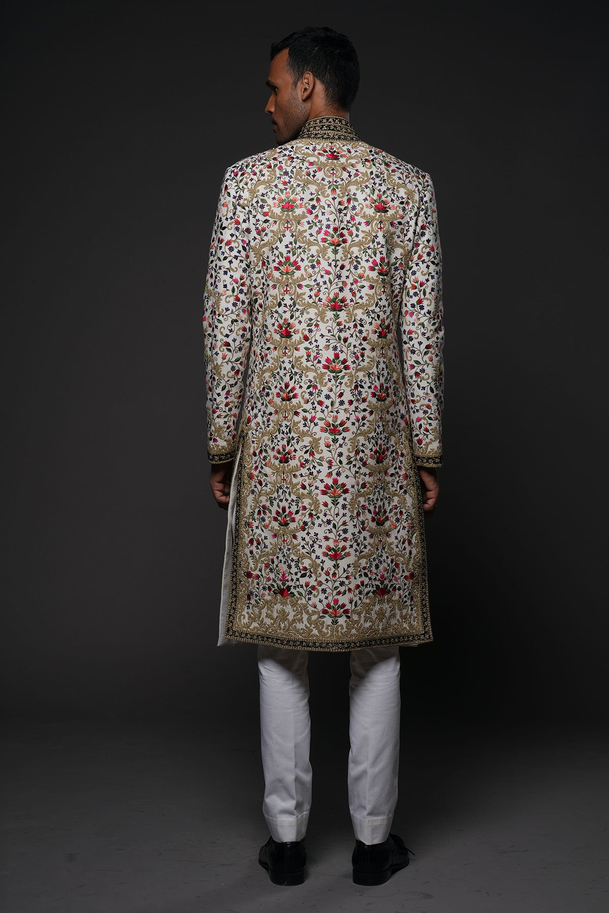 Men'S Embroidery Sherwani