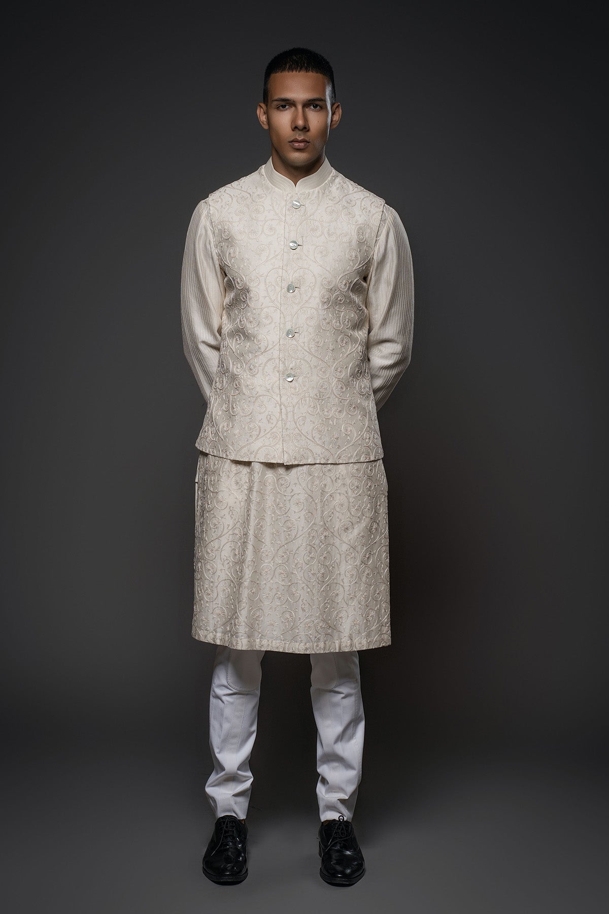 Men'S Embroidery Bundi Kurta Set