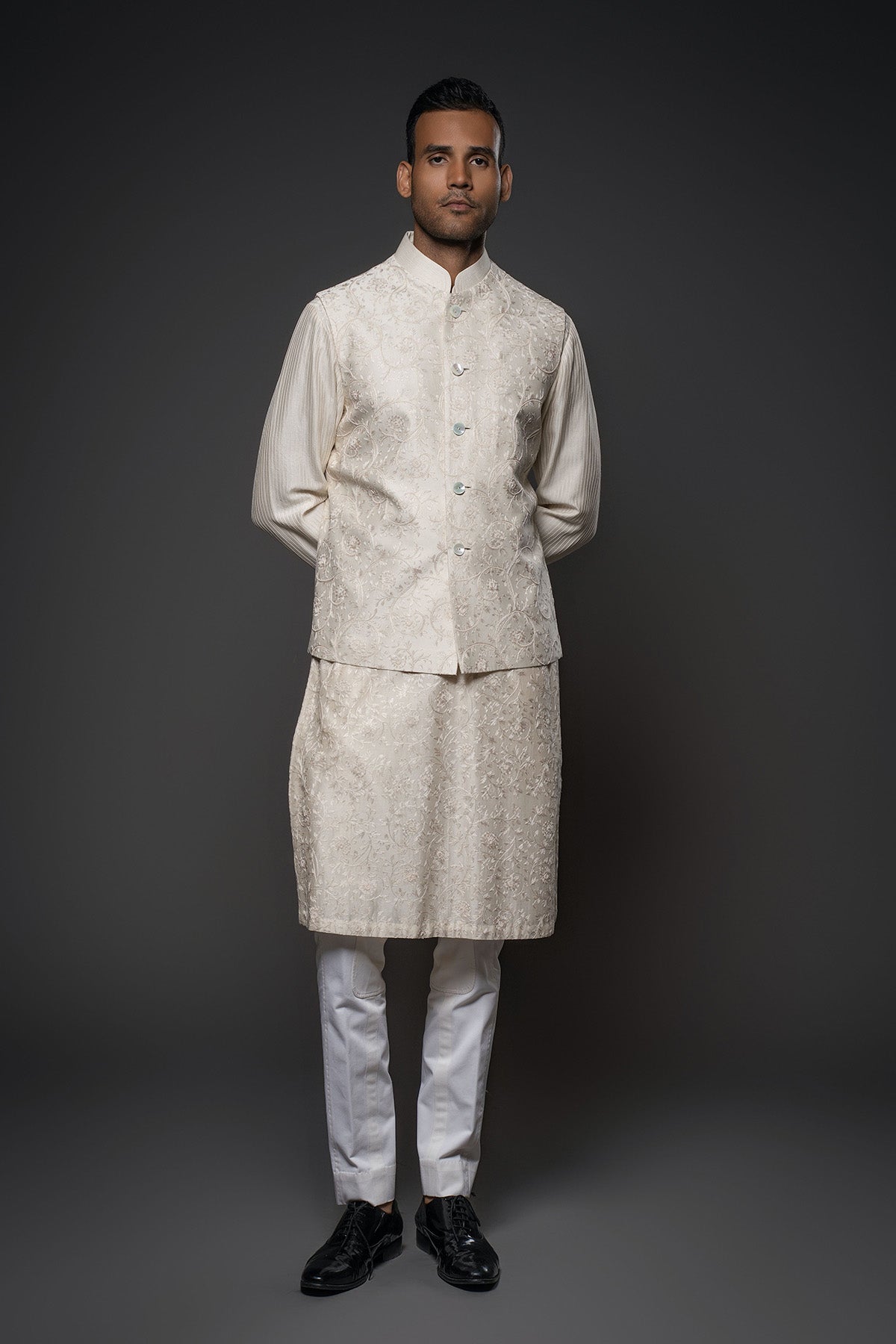 Men'S Embroidery Kurta Set With Dupata