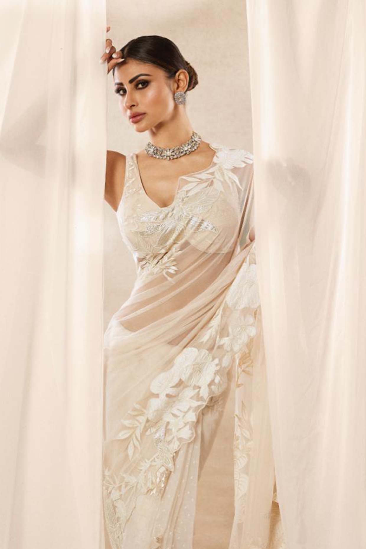Women's Ivory Embroidered net saree