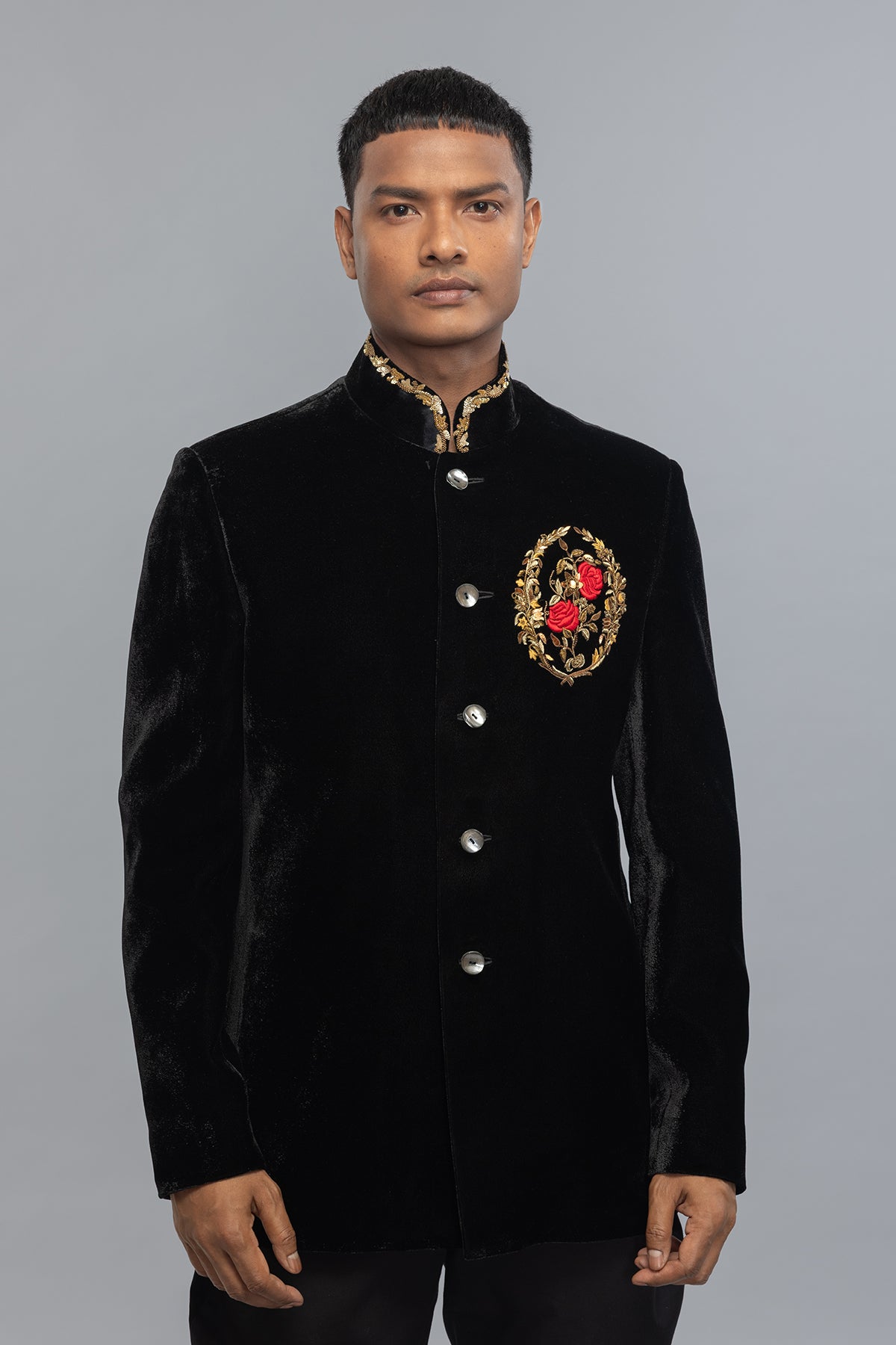 Elegant Black Velvet Men's Bandhgala with Intricate Embroidery
