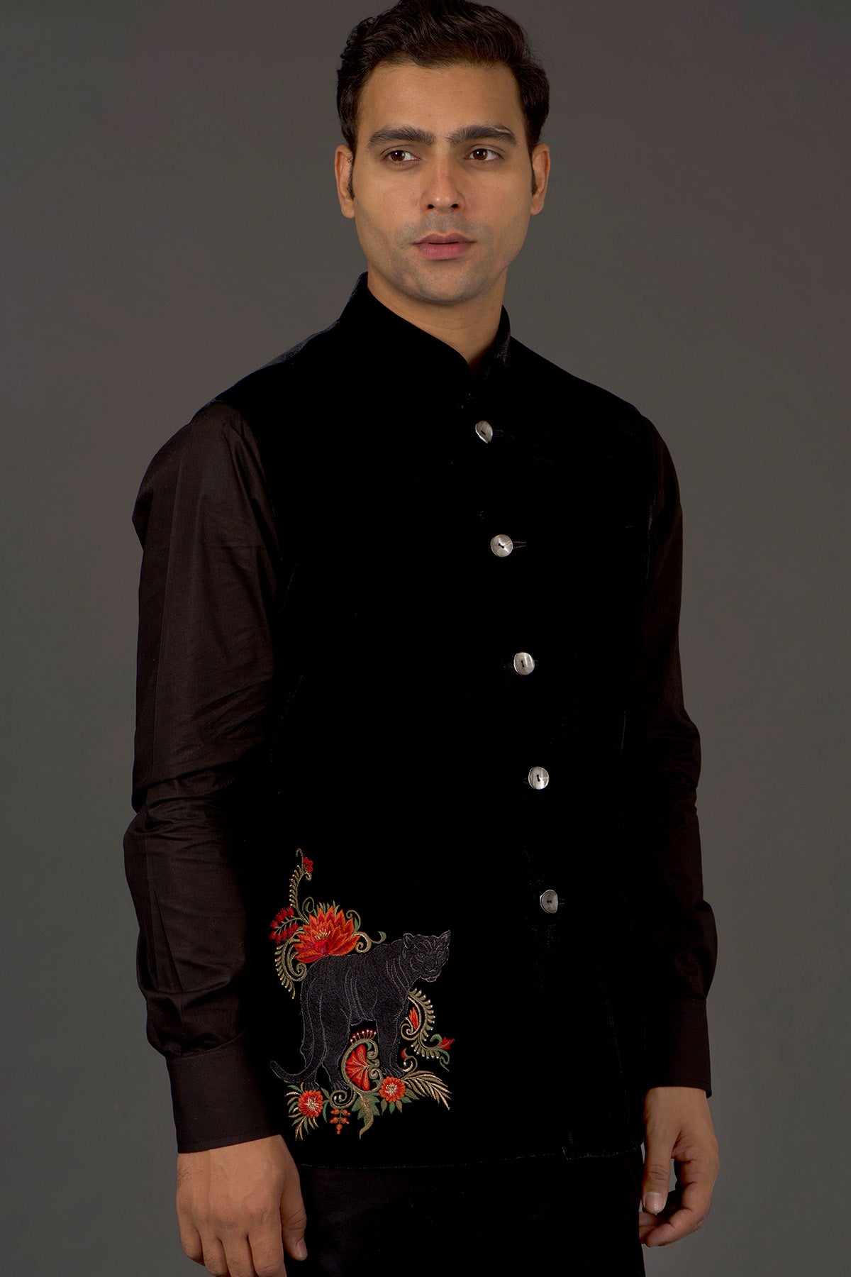 Men's Embroidery Bundi