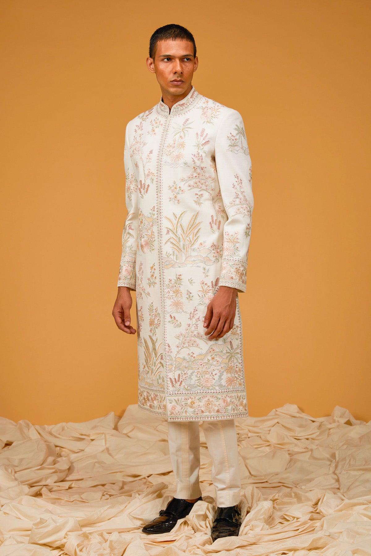 Men's Resham And Hand Sherwani