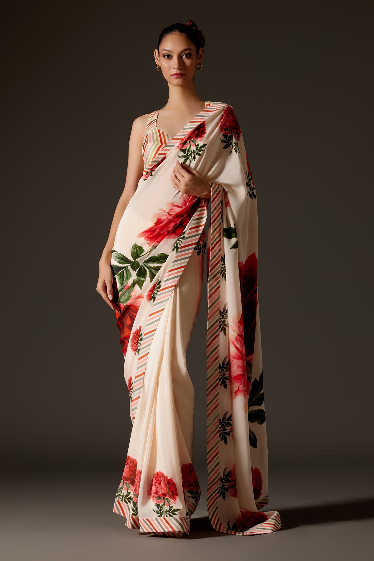 Elegant Crepe Saree With Digital Floral Print