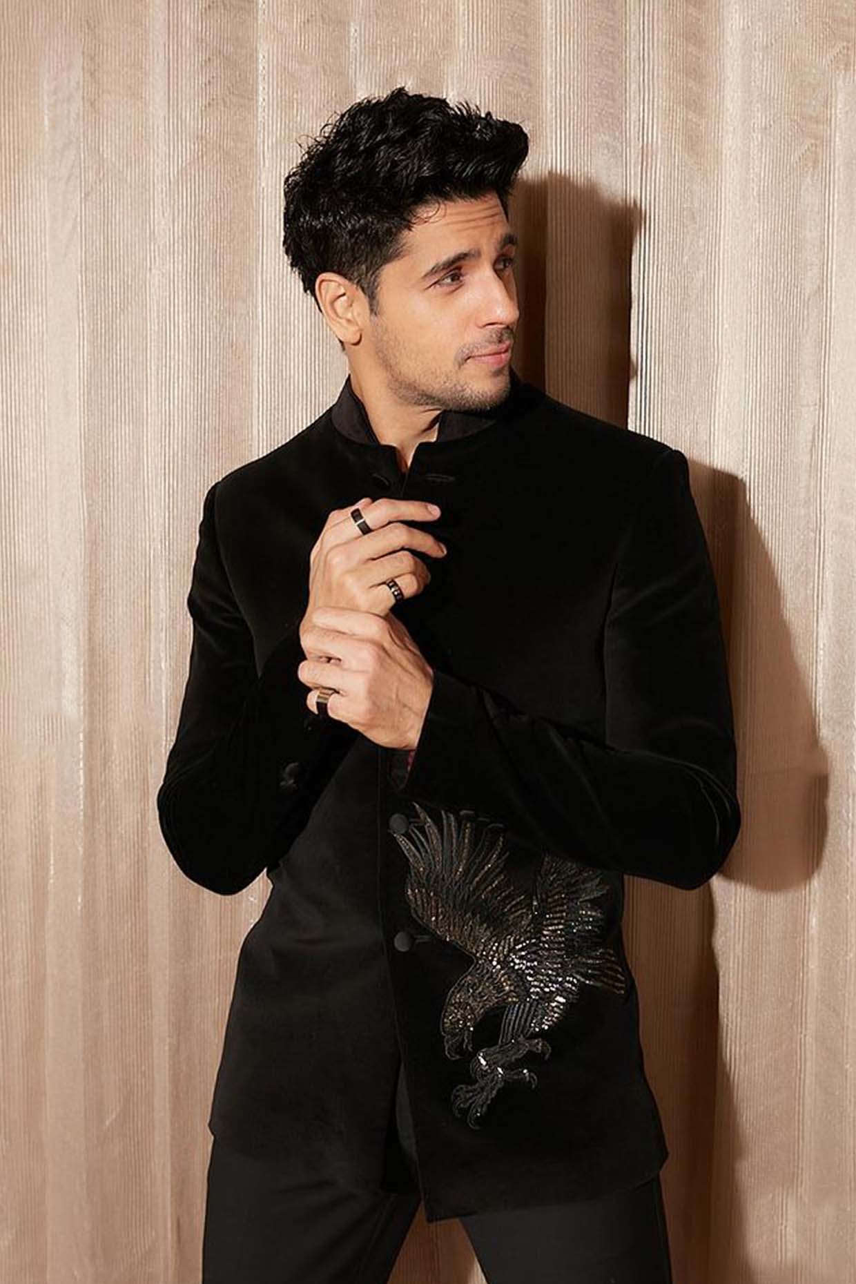 MEN'S BLACK BANDGALA
