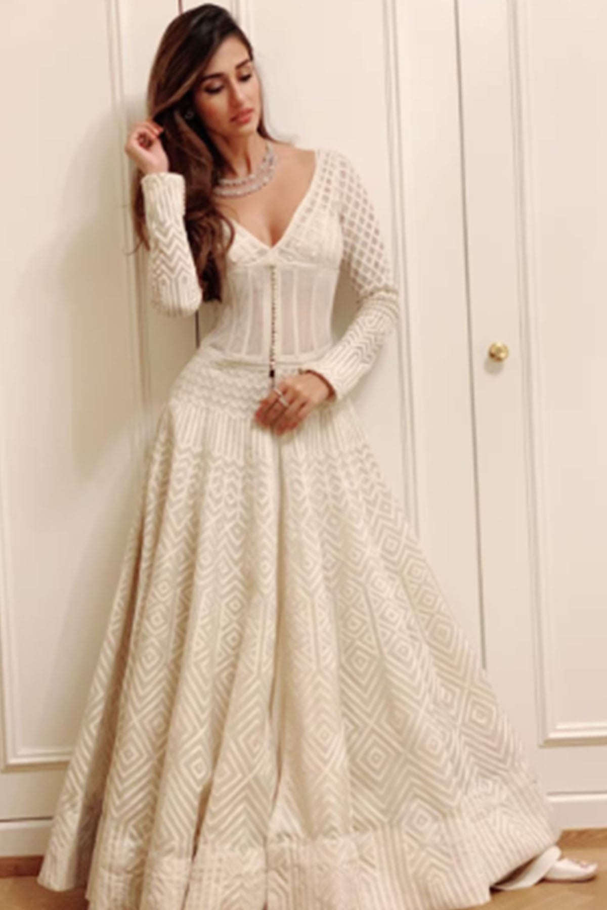 Women'S Ivory Anarkali Set