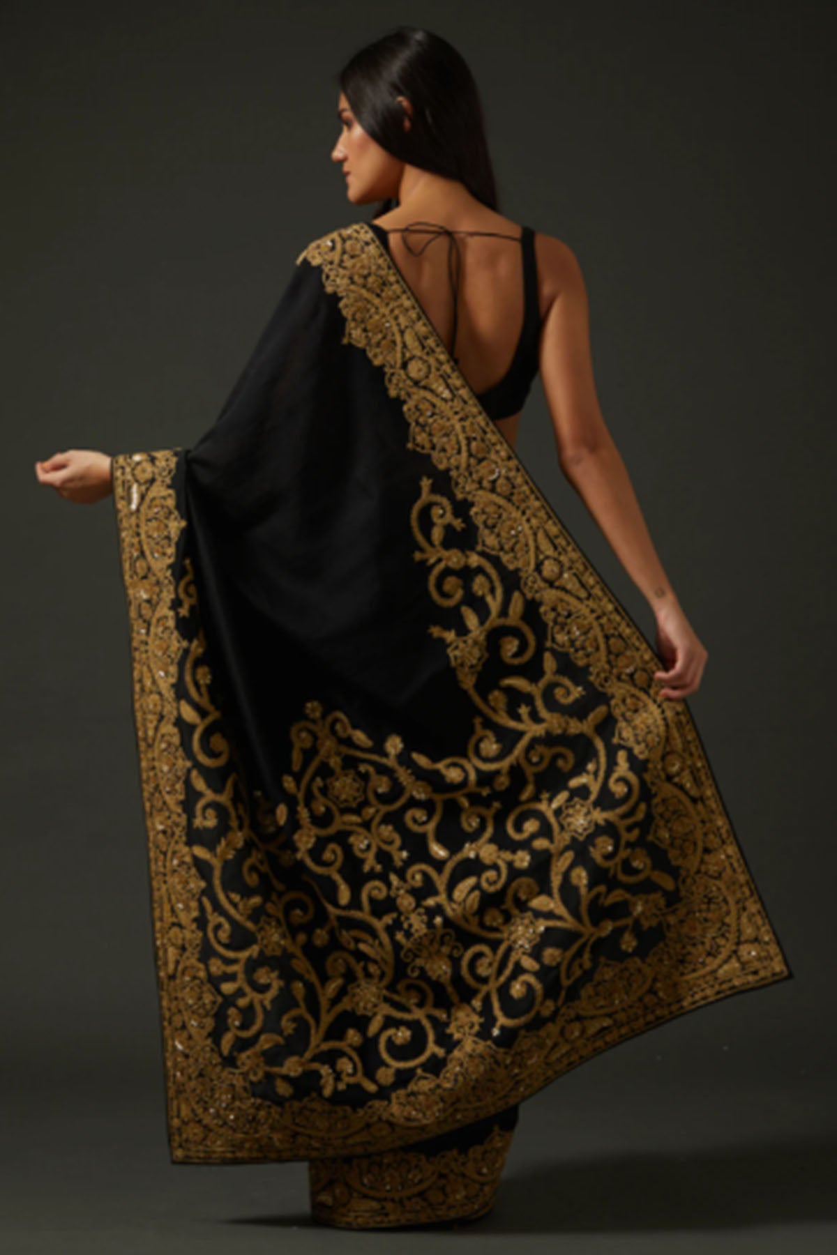 Women'S Embroidered Black Saree