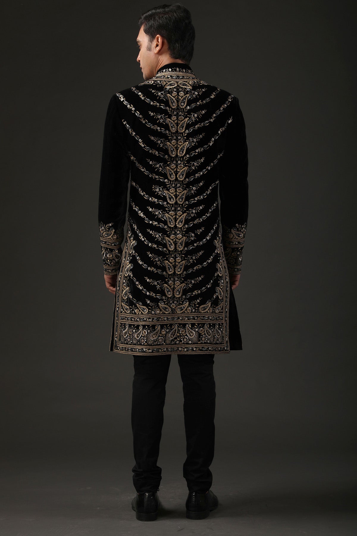 Men's Embroidered Sherwani