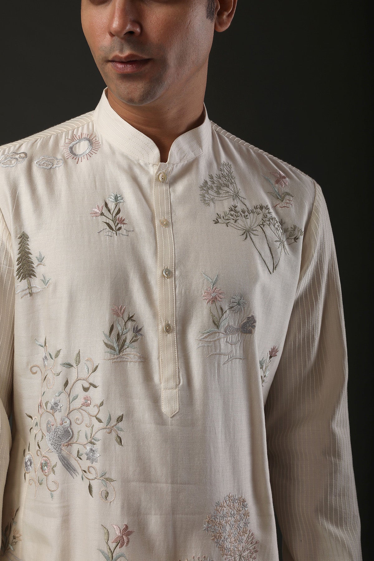 Men's Embroidered Kurta Set