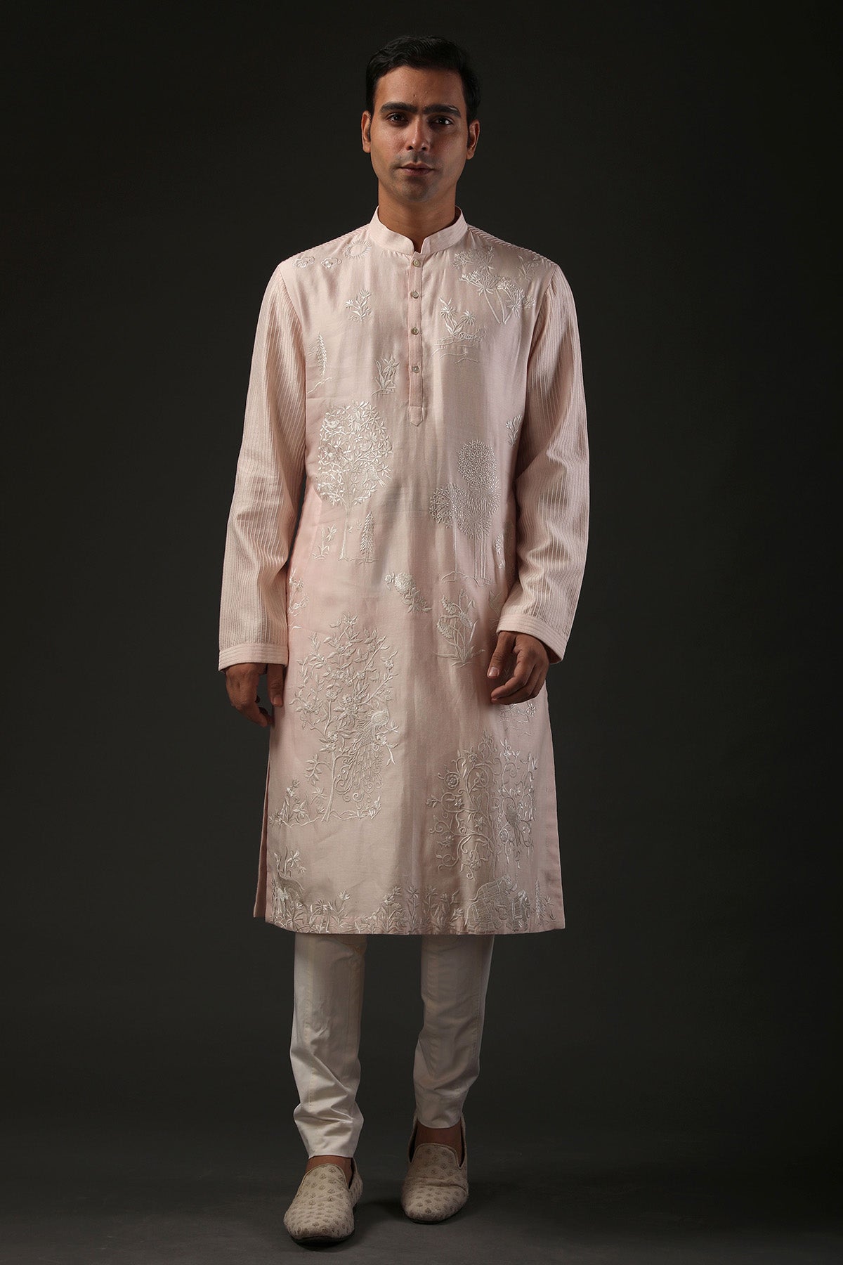 Men's Embroidered Kurta Set