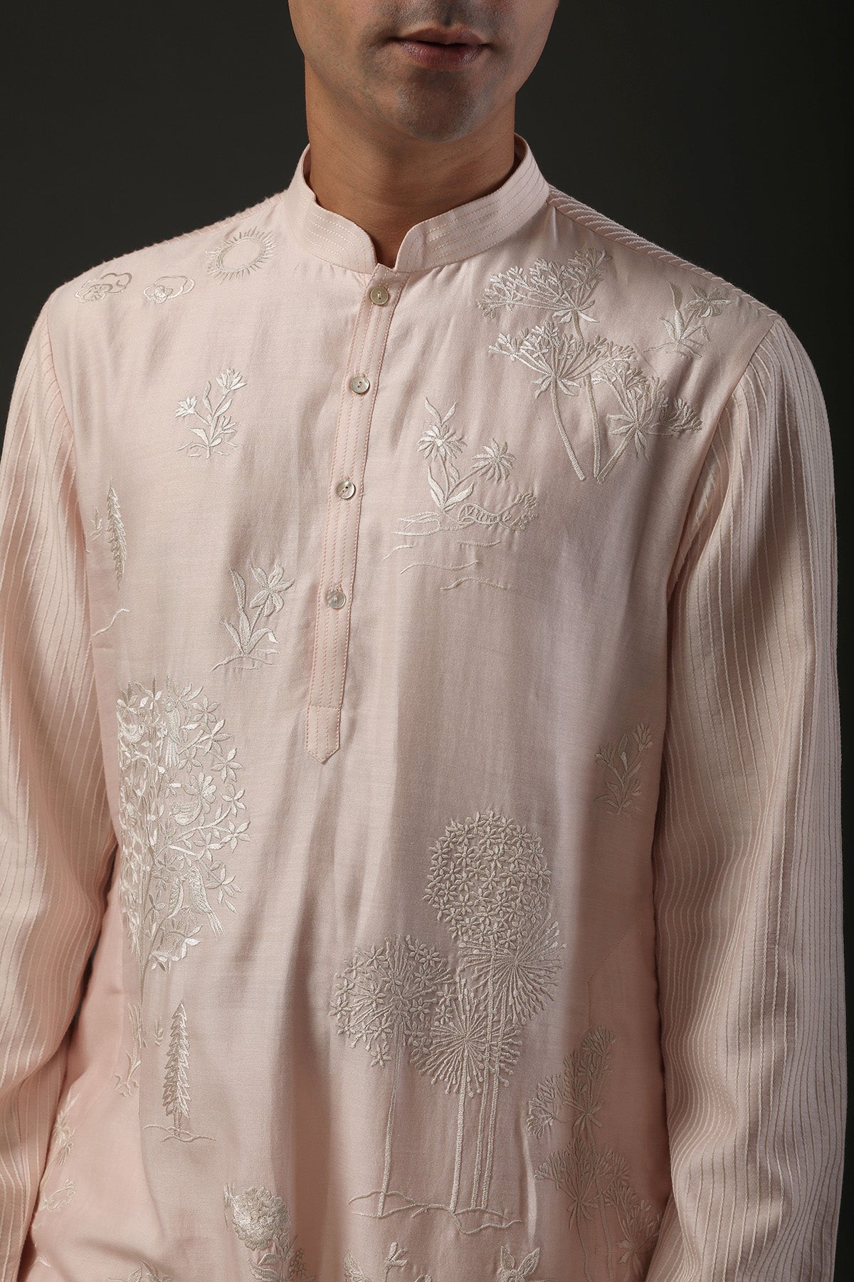 Men's Embroidered Kurta Set