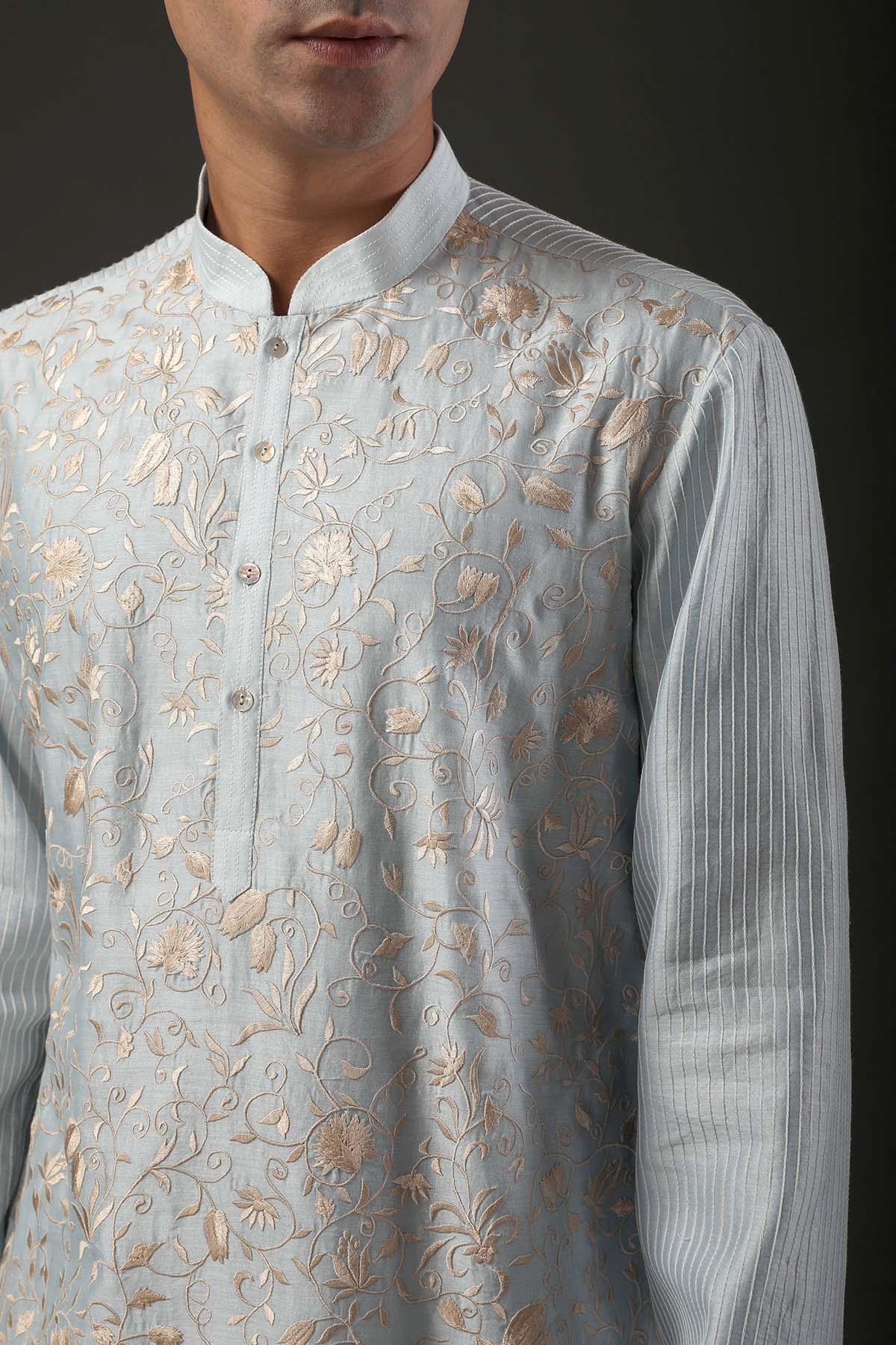 Men's Embroidered Kurta Set