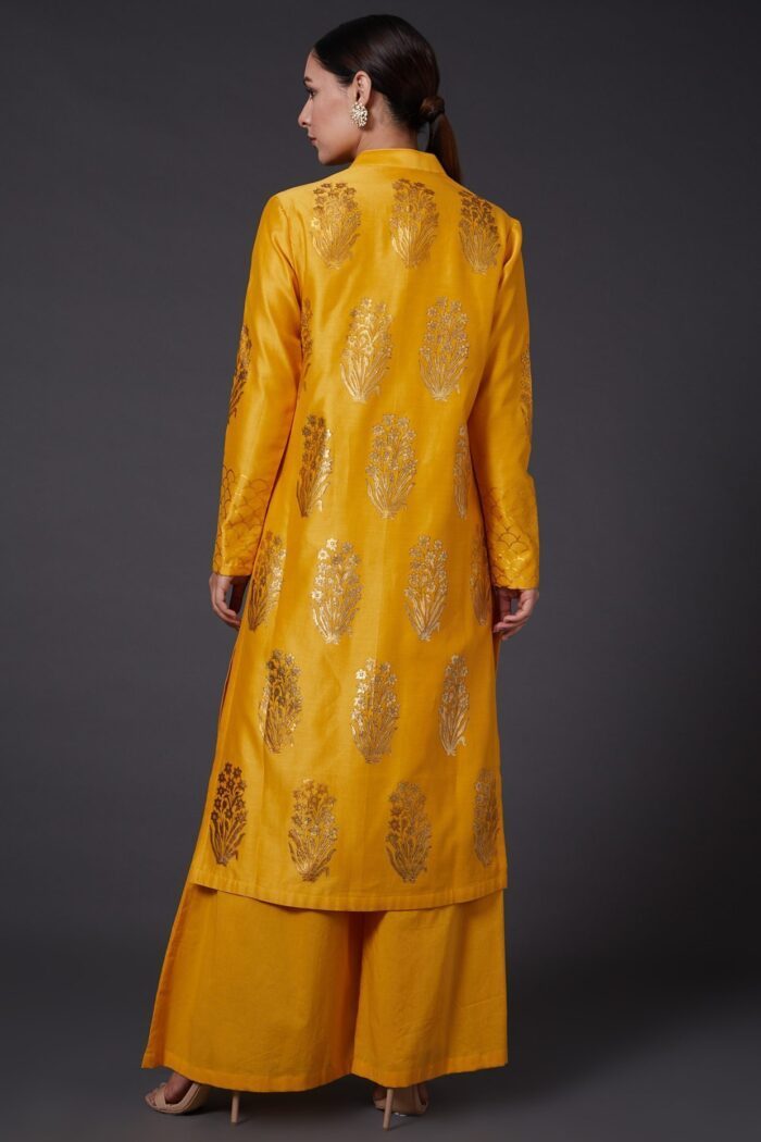 Gold Block Printed Kurta Set - Image 3